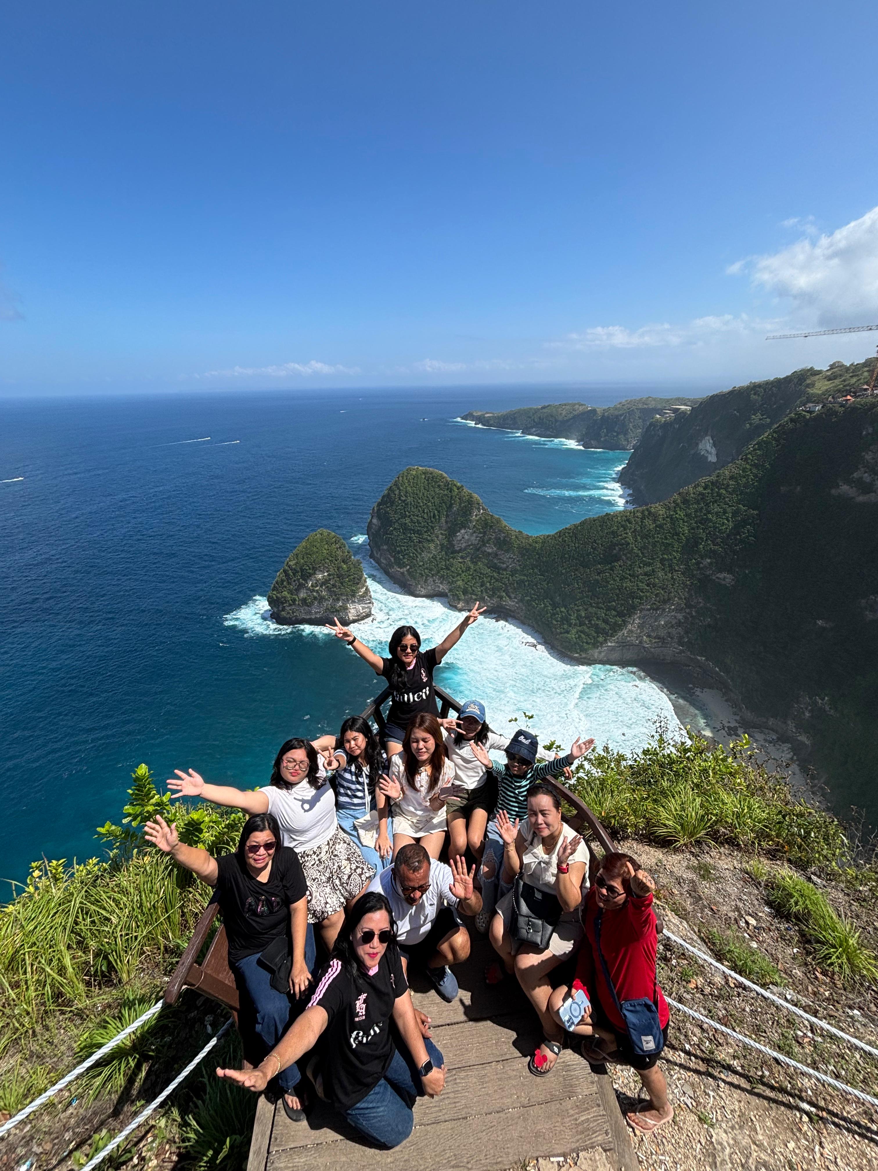 West + East Nusa Penida Combination Tour