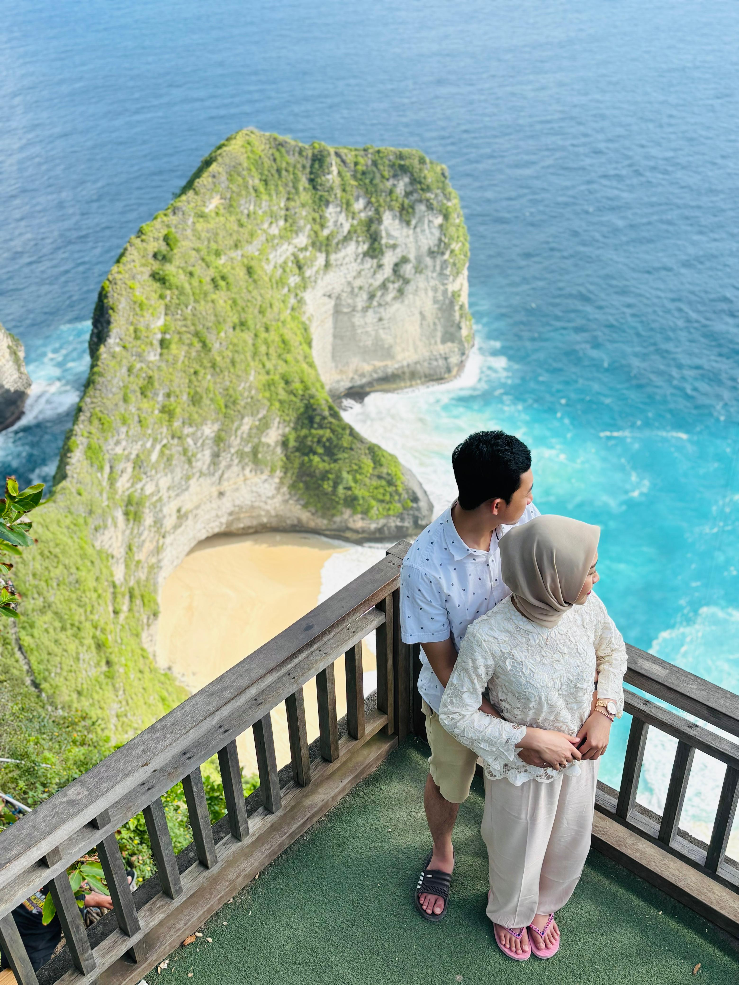 West + East Nusa Penida Combination Tour